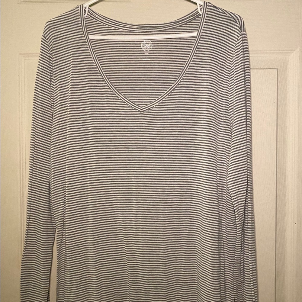 Long sleeve striped shirt